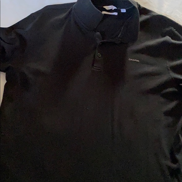 Calvin Klein - Picture 2 of 3